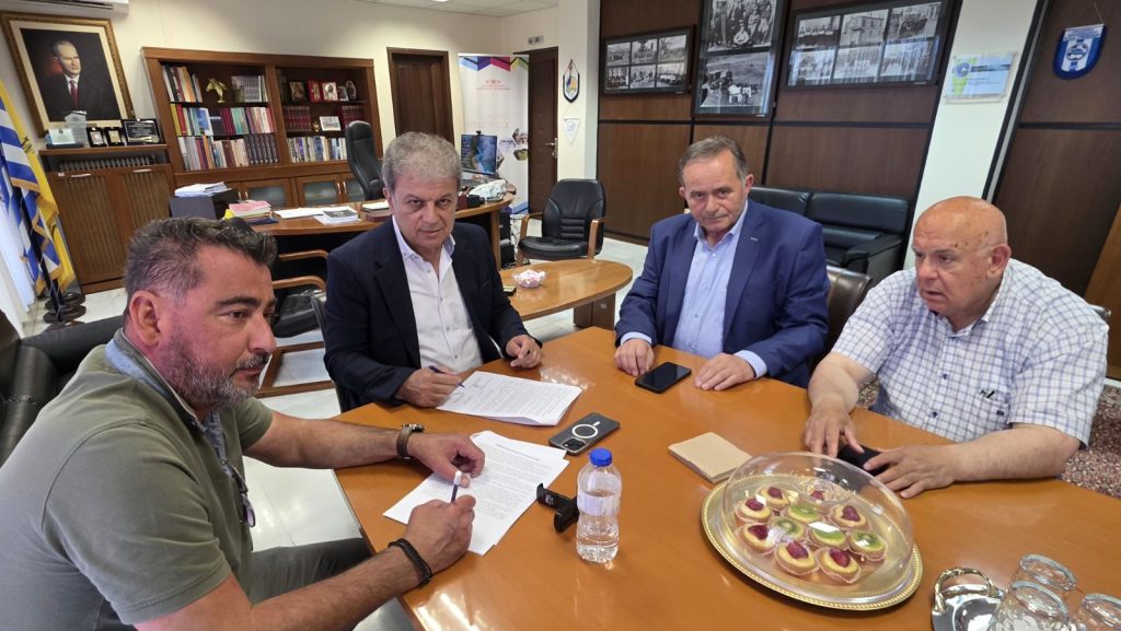 Υπογραφή σύμβασης «ΒΕΛΤΙΩΣΗ ΟΔΙΚΟΥ ΔΙΚΤΥΟΥ ΓΡΕΒΕΝΩΝ – ΒΑΣΙΛΙΤΣΑΣ (Αγία Παρασκευή – Βασιλίτσα)»
