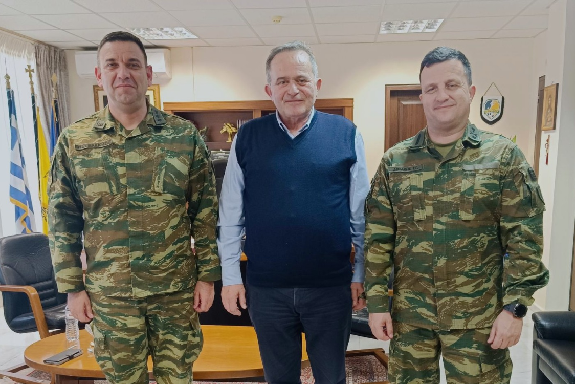 Εθιμοτυπική επίσκεψη του Διοικητή της 9ης Μηχανοποιημένης Ταξιαρχίας στον Αντιπεριφερειάρχη Γρεβενών