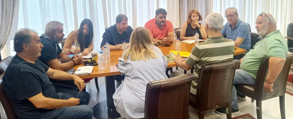 Σύσκεψη για τον συντονισμό των ενεργειών καταπολέμησης της ακρίδας στην Περιφερειακή Ενότητα Γρεβενών.